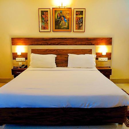 Fabhotel Kanchan Plaza Бхубанешвара Экстерьер фото